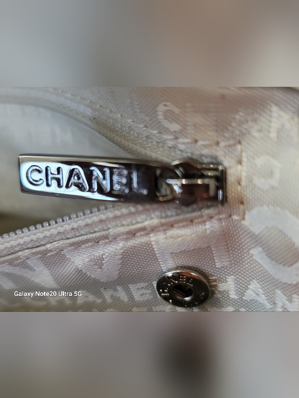 Stunning CHANEL BAG - Picture 16 of 16